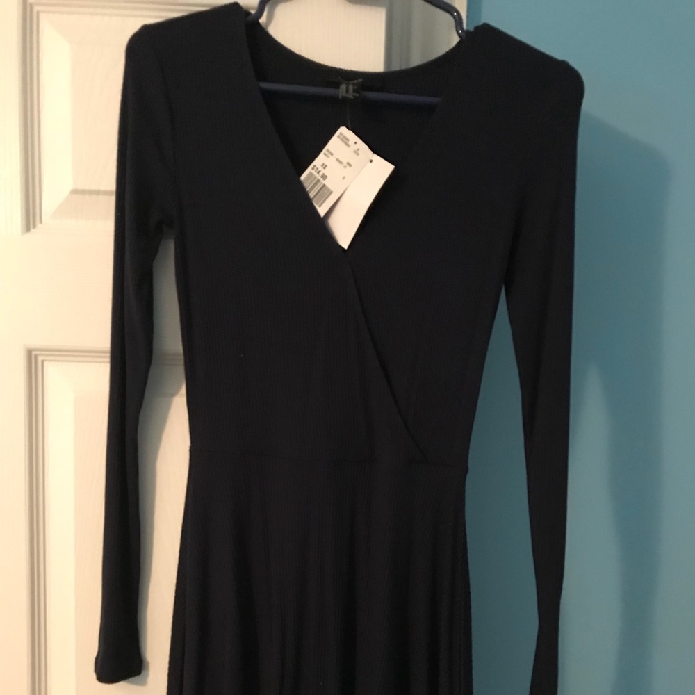 Forever 21 Navy Blue longsleeve dress